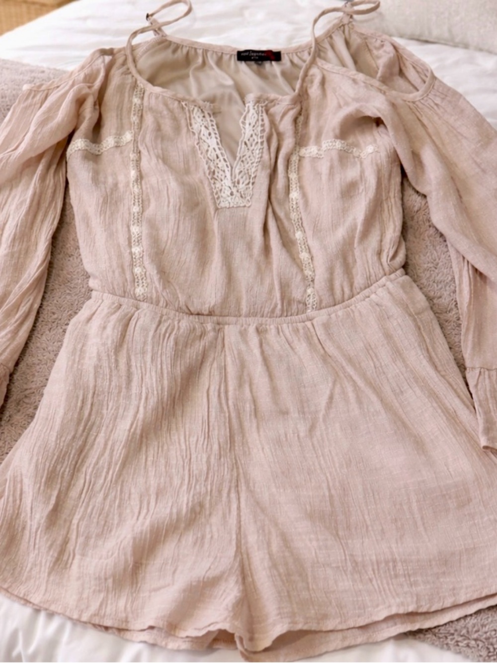 Romper size S
